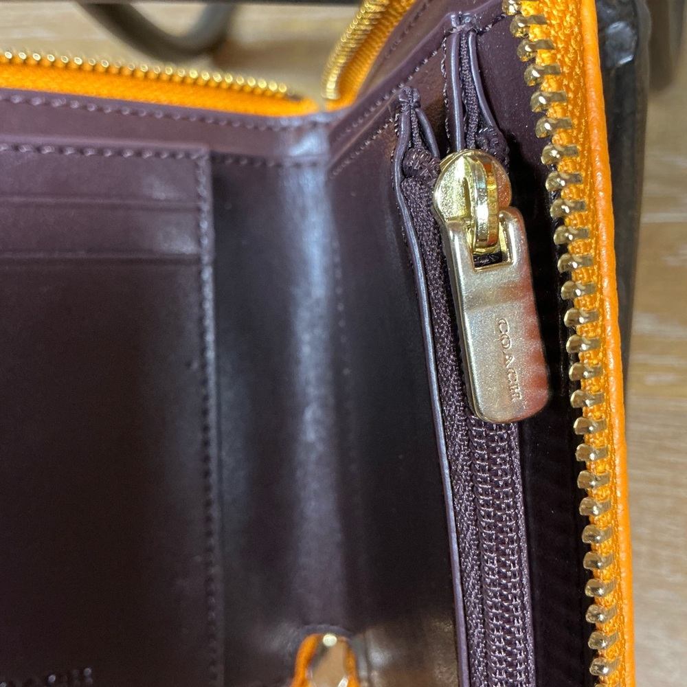 Coach Dempsey Small Zip Around Wallet NWT Orange and Pink - Picture 7 of 12